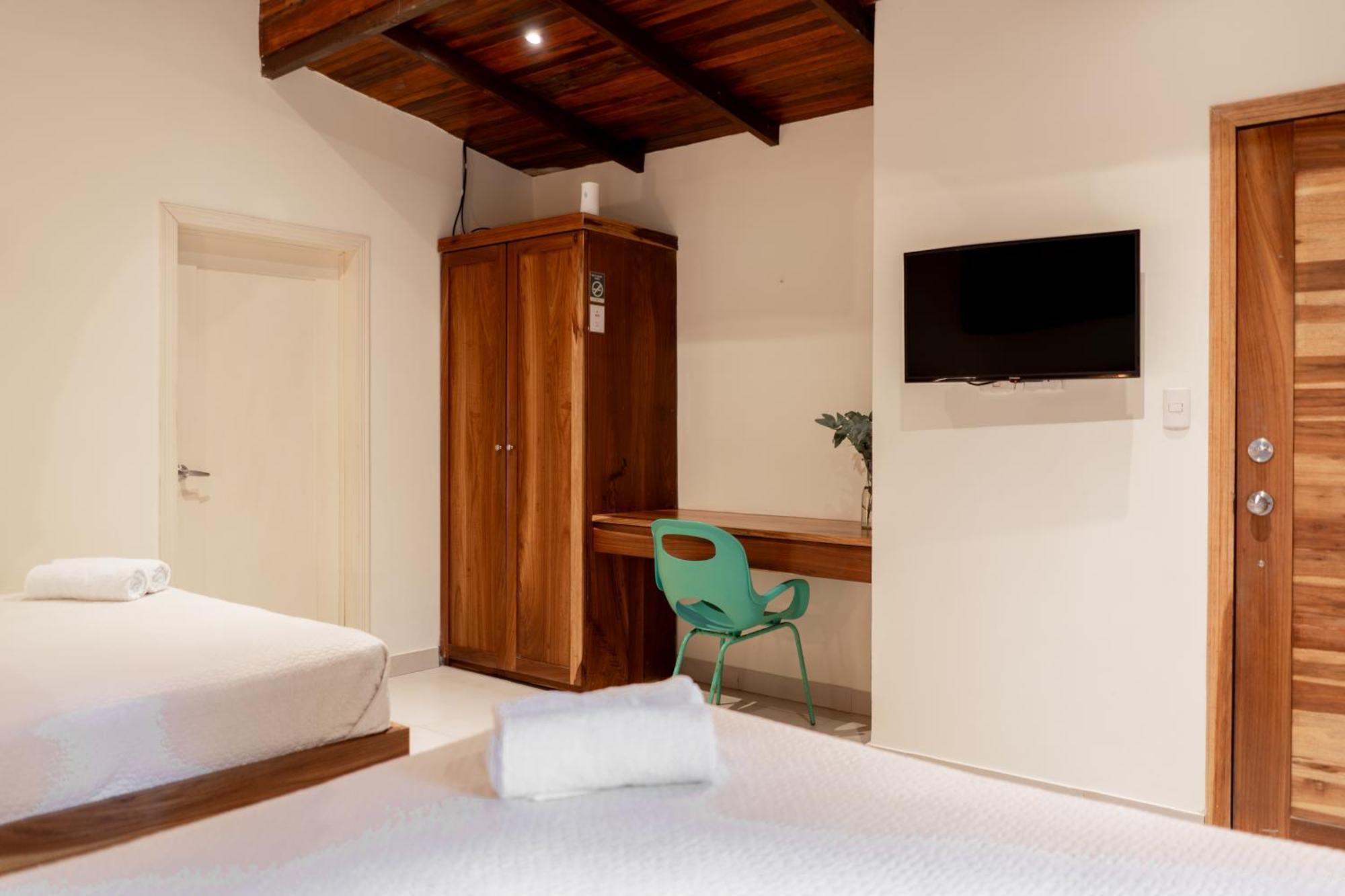 Banana Beach Bungalows Playa Santa Teresa  Bagian luar foto