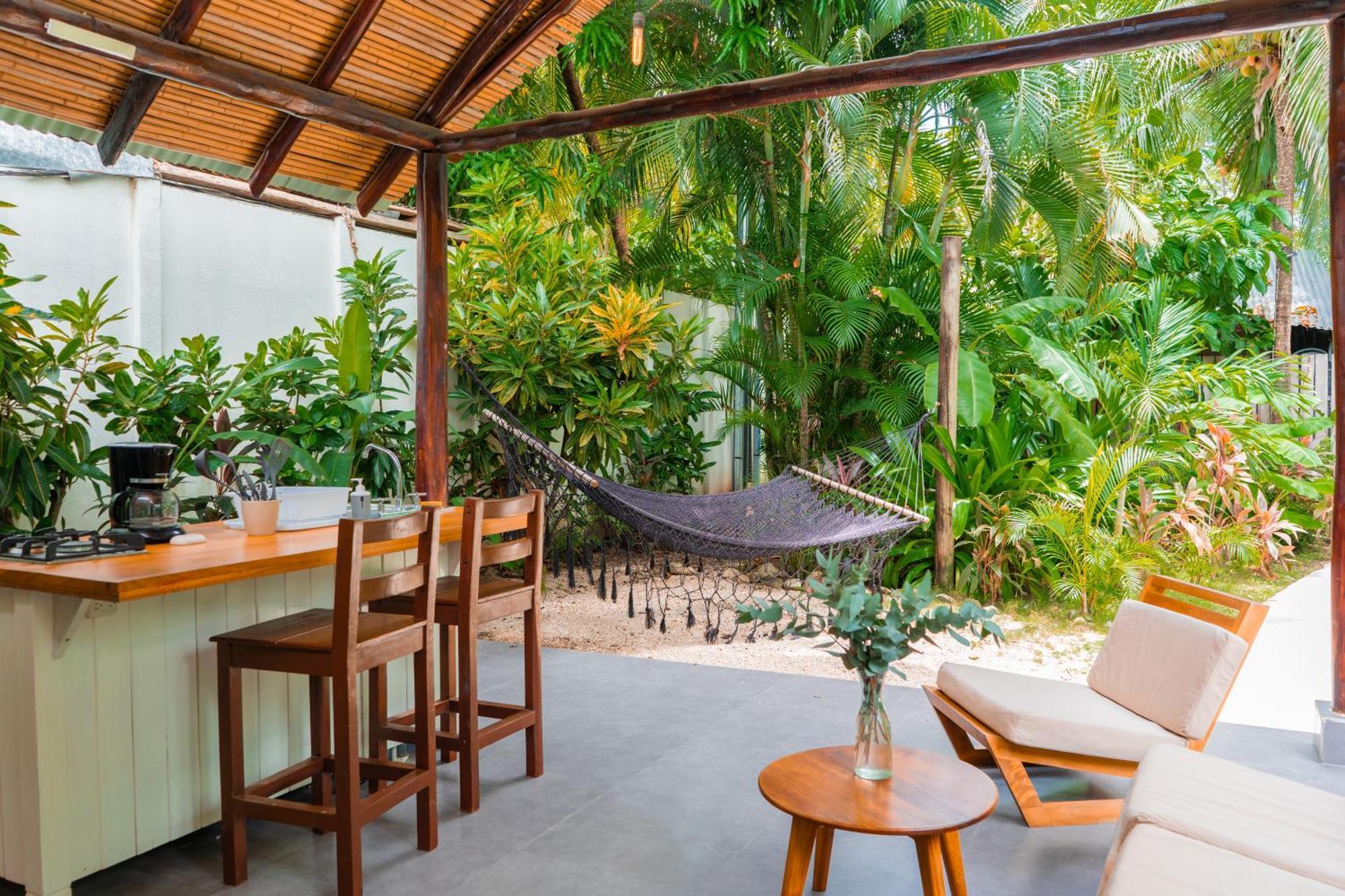 Banana Beach Bungalows Playa Santa Teresa  Bagian luar foto