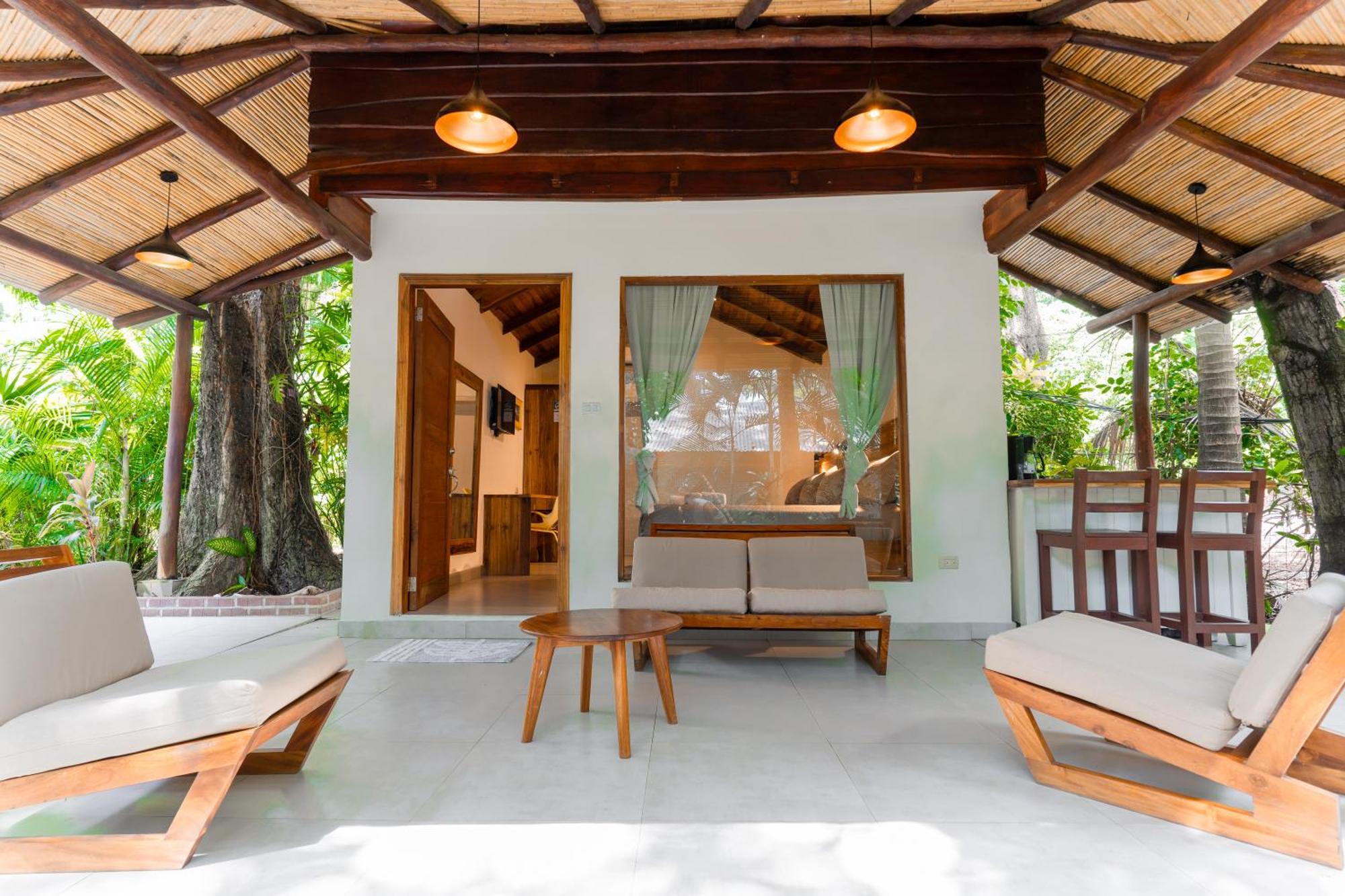 Banana Beach Bungalows Playa Santa Teresa  Bagian luar foto